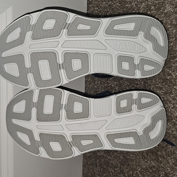 Mens Hoka Bondi 9. in Varsity Navy/White SIZE#8 D - Picture 5 of 5